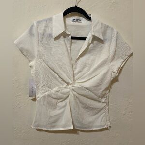 Princess Polly White Textured Twist Front Top NWT ✨